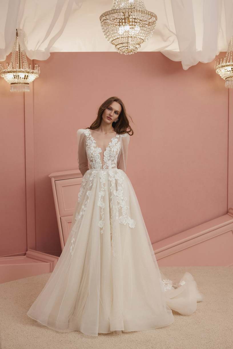 Brudekjole med ærmer fra Madioni