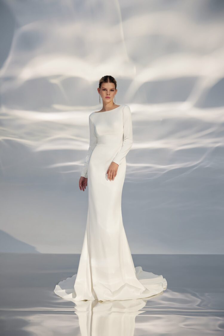 Ariamo brudekjolen med ærmer