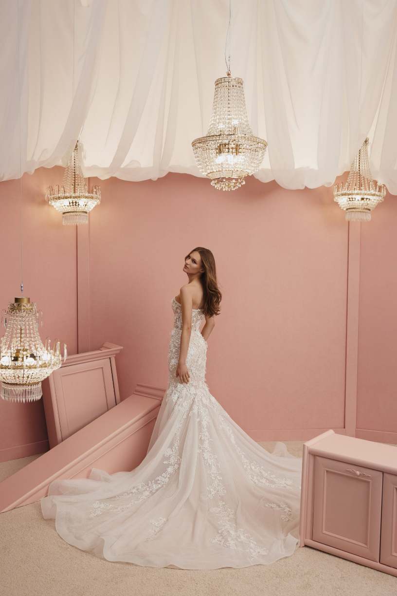 Blomster havfrue brudekjole fra Madioni