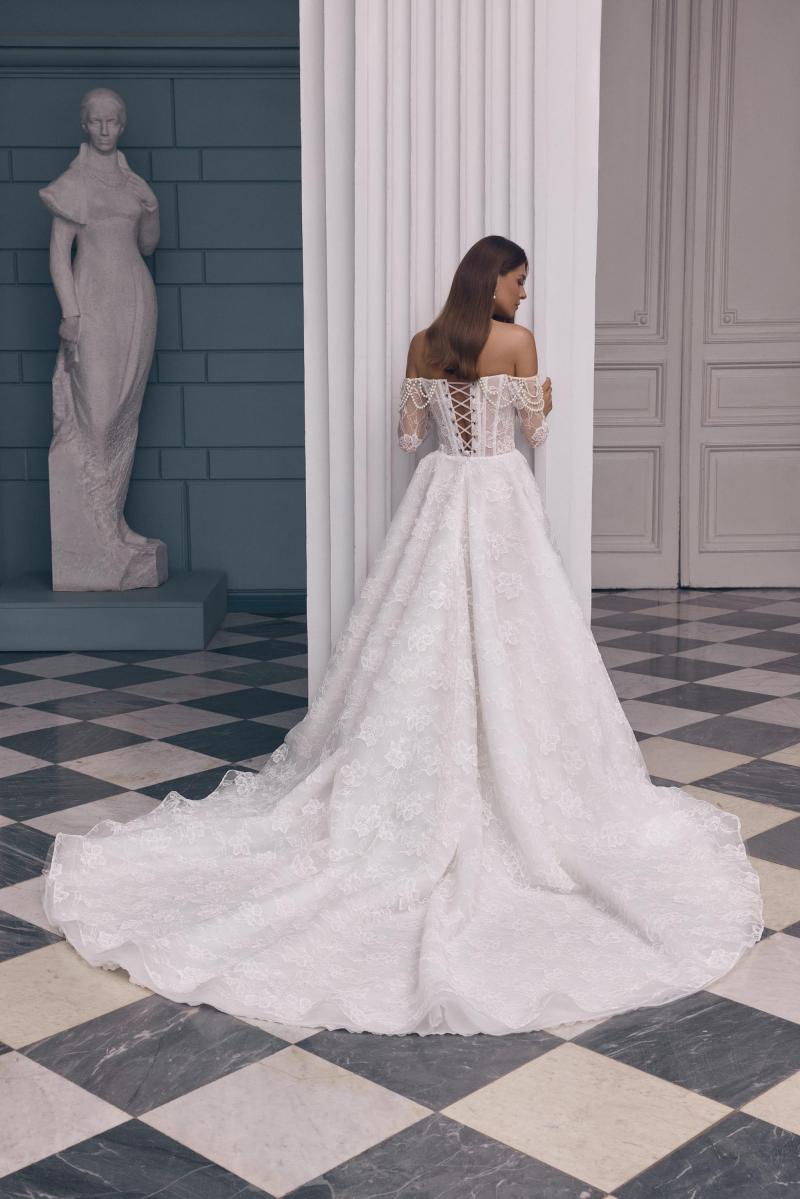 Blonde brudekjole med detaljer Catharina