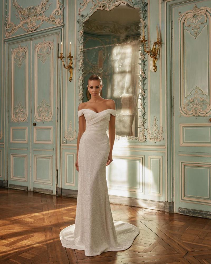 Mala brudekjole med glitter