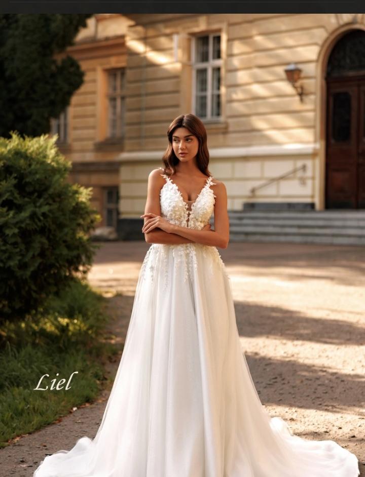 Princess brudekjole med strop