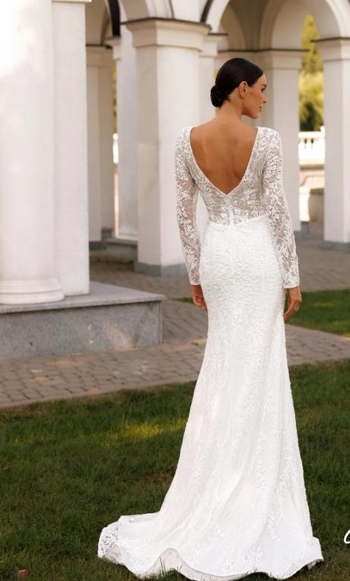 Idris smuk blonde brudekjole 